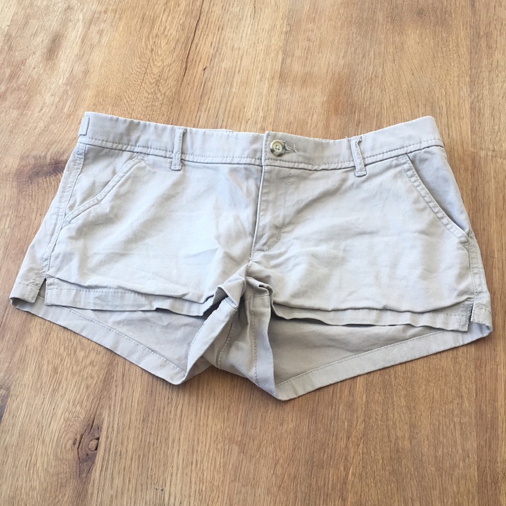 Abercrombie & Fitch Khaki Shorts